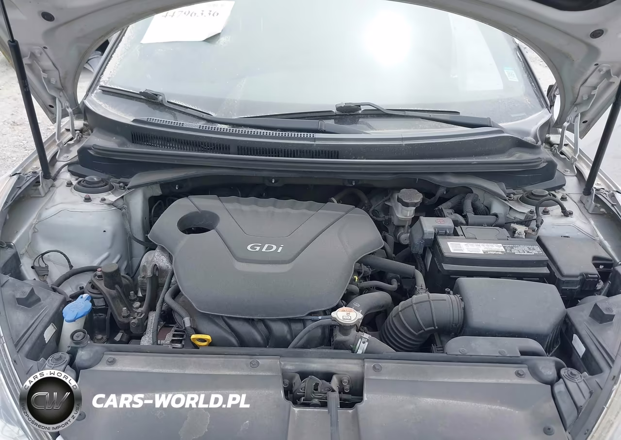 2015 Hyundai Veloster VIN:KMHTC6AD3FU241931 - 10