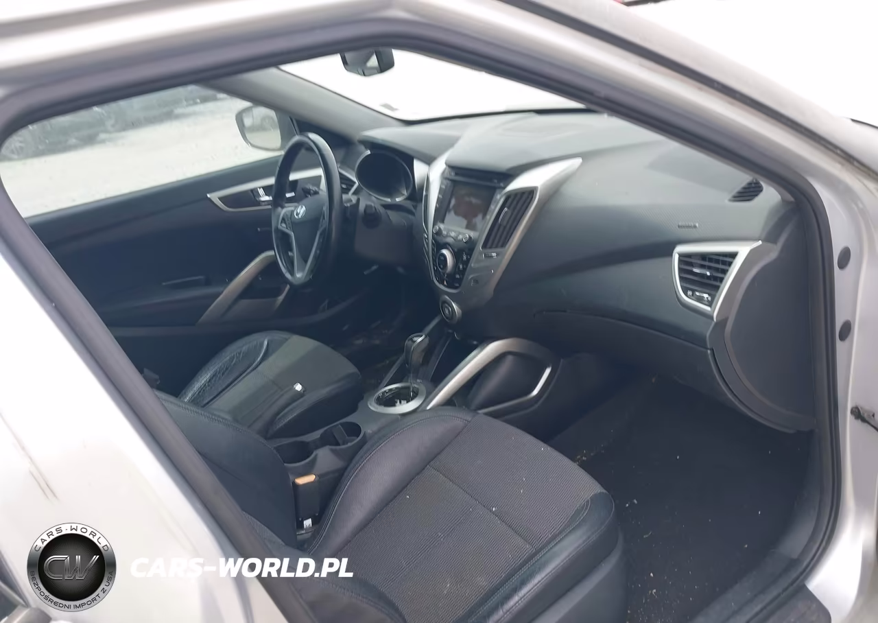 2015 Hyundai Veloster VIN:KMHTC6AD3FU241931 - 5