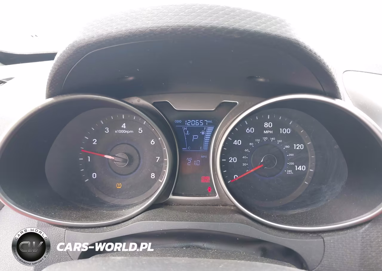 2015 Hyundai Veloster VIN:KMHTC6AD3FU241931 - 7