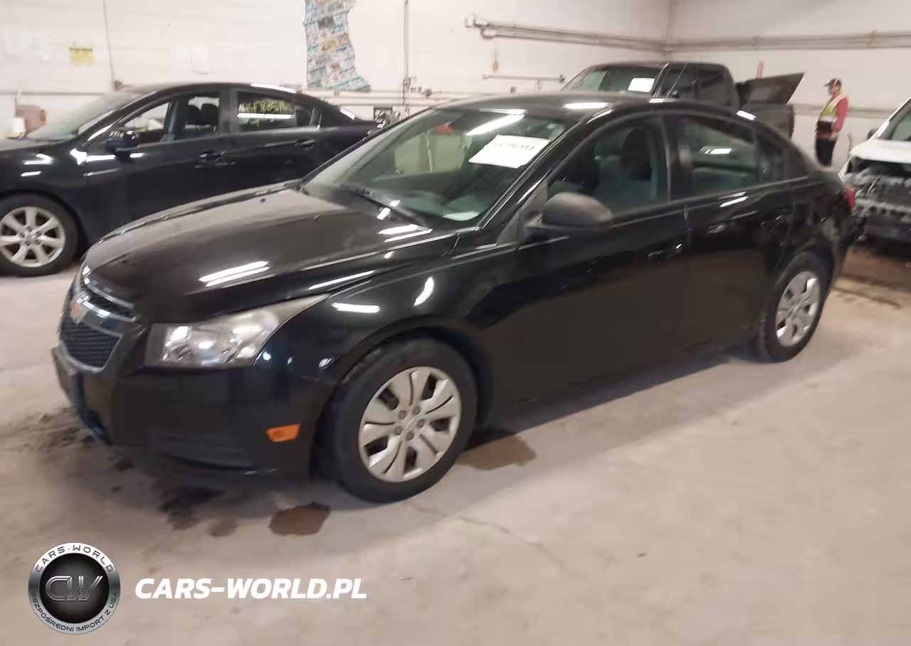 2013 Chevrolet Cruze Ls Auto VIN:1G1PA5SH8D7294572 - 2