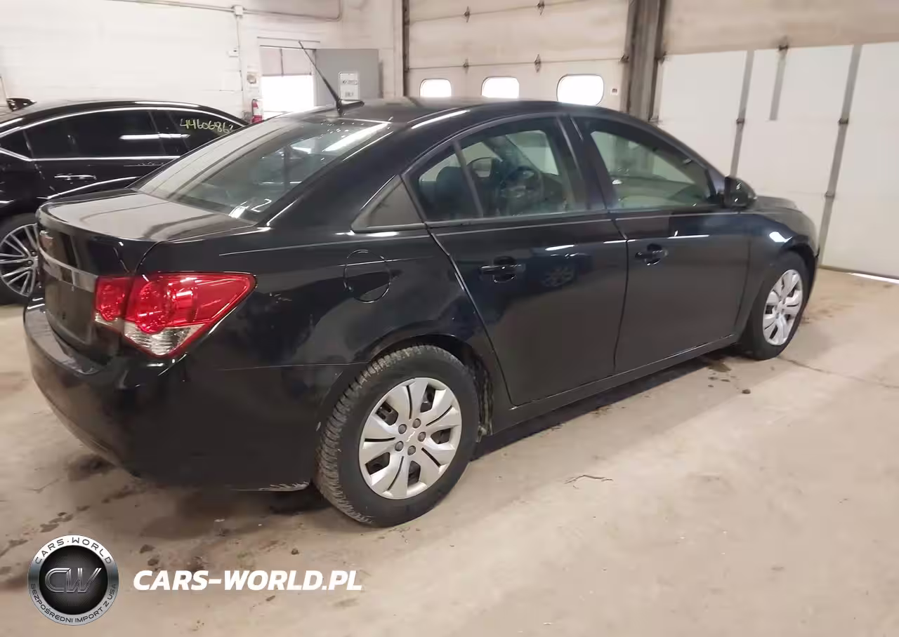 2013 Chevrolet Cruze Ls Auto VIN:1G1PA5SH8D7294572 - 4