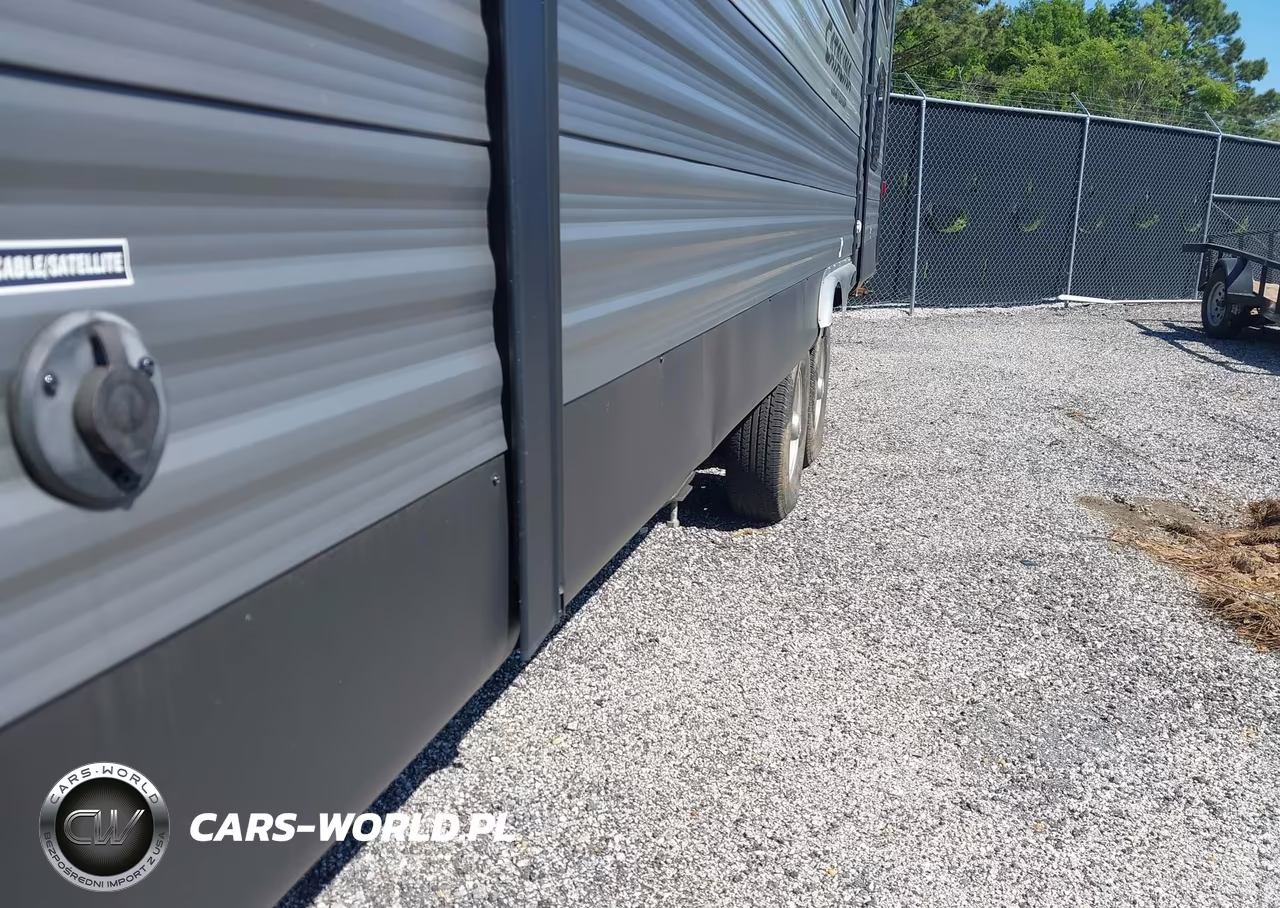 2020 Coachmen Catalina 323Bhdsck VIN:5ZT2CAXB8LX016387 - 6