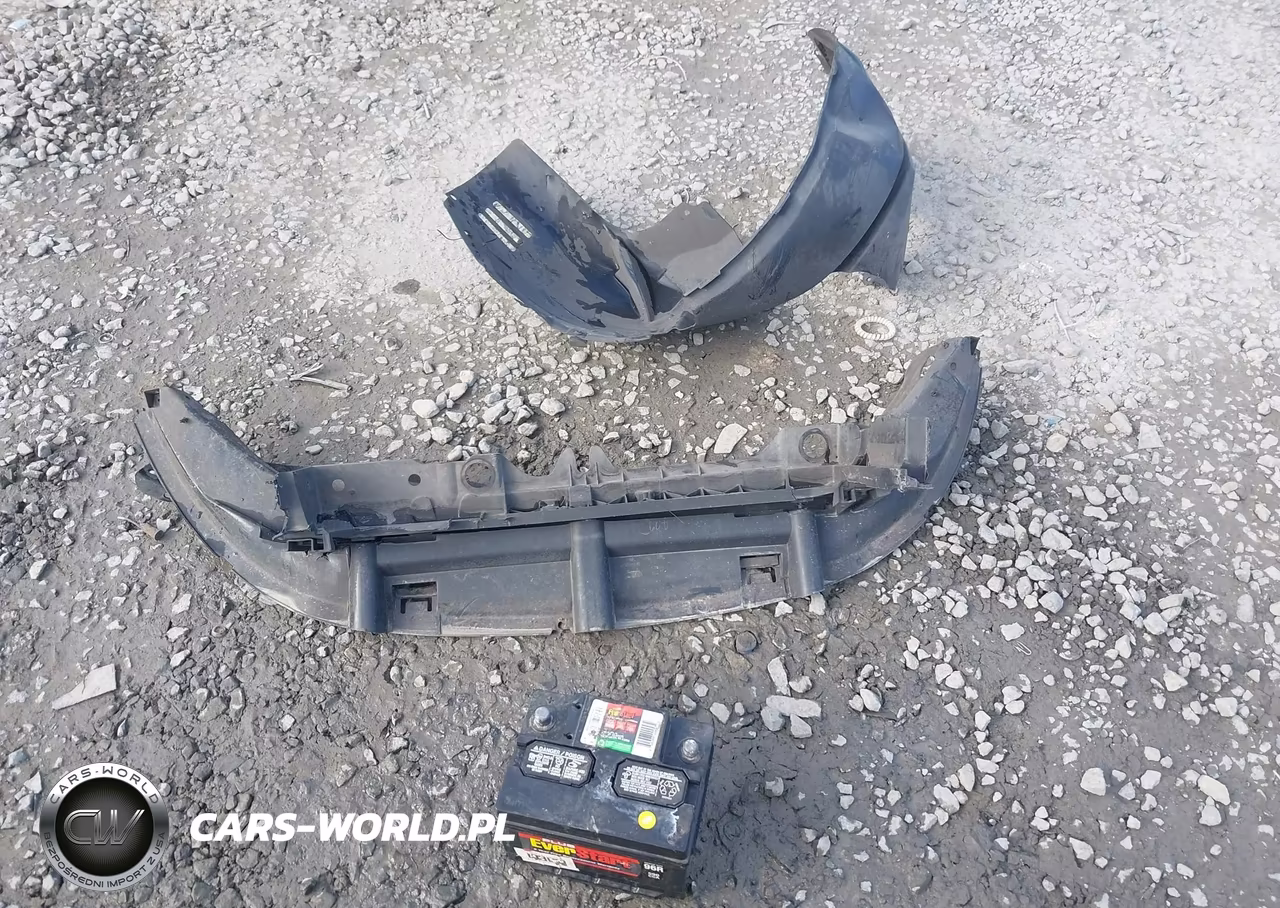 2012 Ford Fiesta S VIN:3FADP4AJXCM183216 - 11