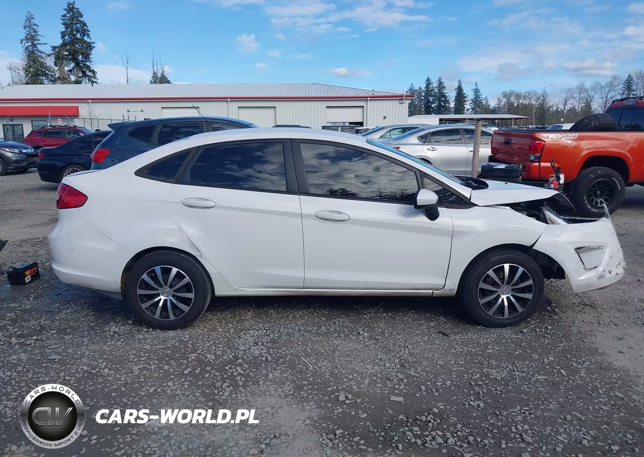 2012 Ford Fiesta S VIN:3FADP4AJXCM183216 - 13