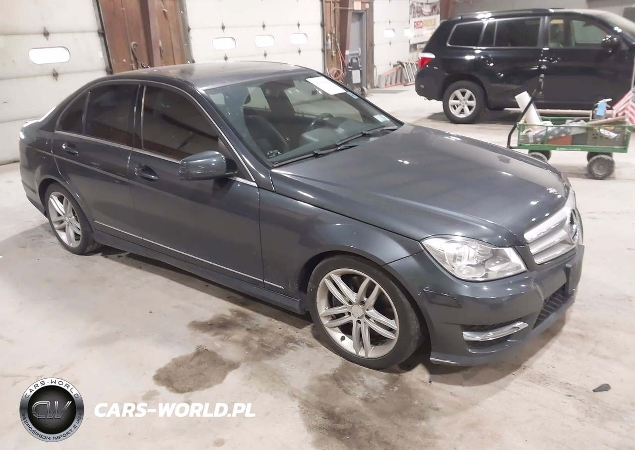 2013 Mercedes-Benz C 300 Sport 4Matic