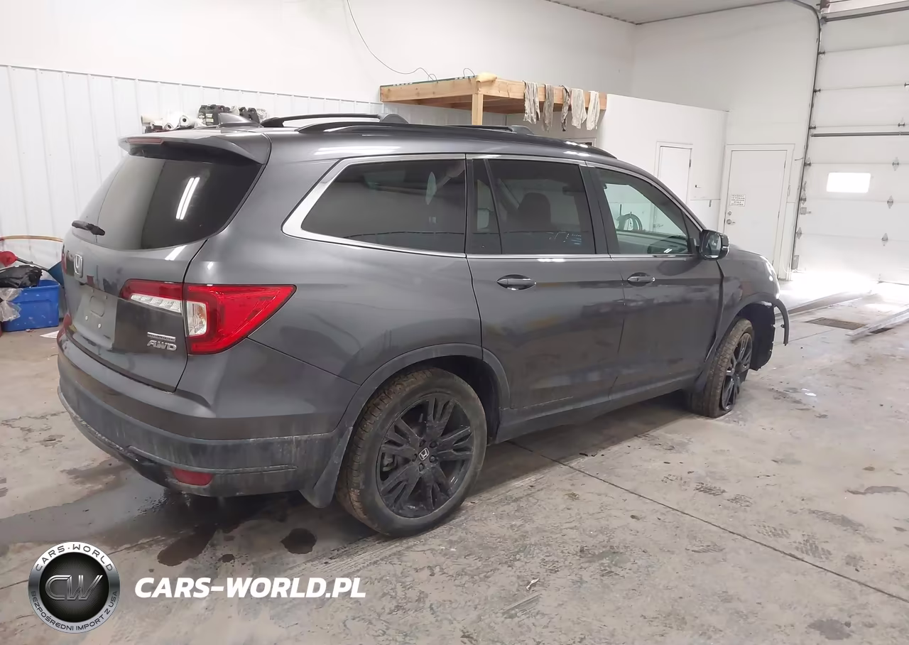2022 Honda Pilot Awd Special Edition VIN:5FNYF6H29NB096634 - 4