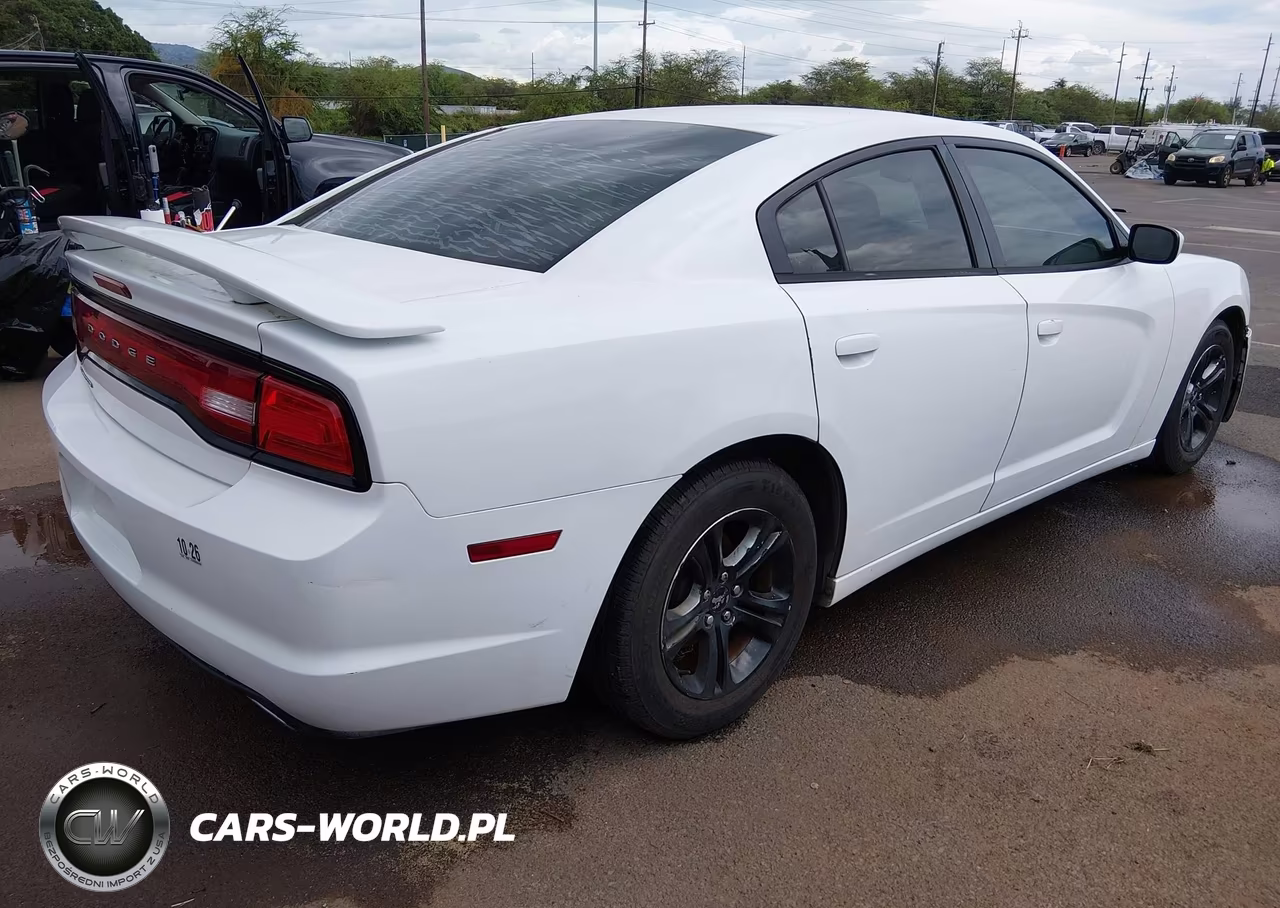 2013 Dodge Charger Se VIN:2C3CDXBGXDH545293 - 4