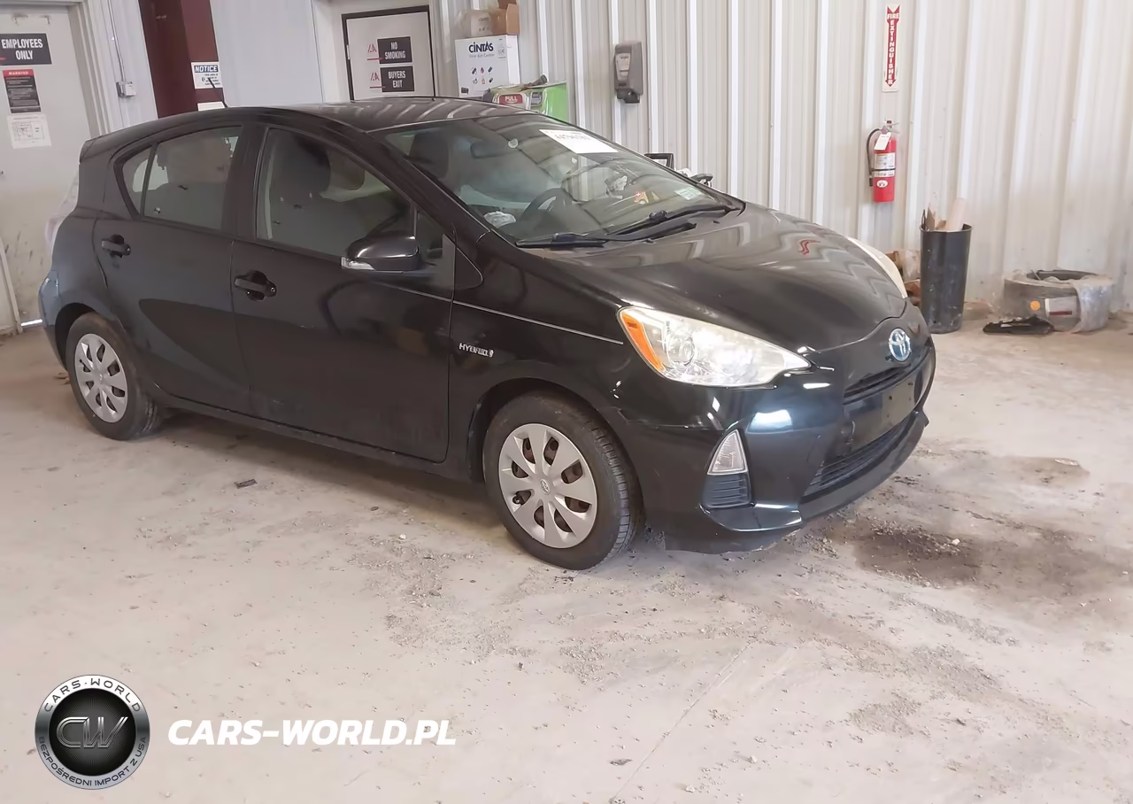 2013 Toyota Prius C Two