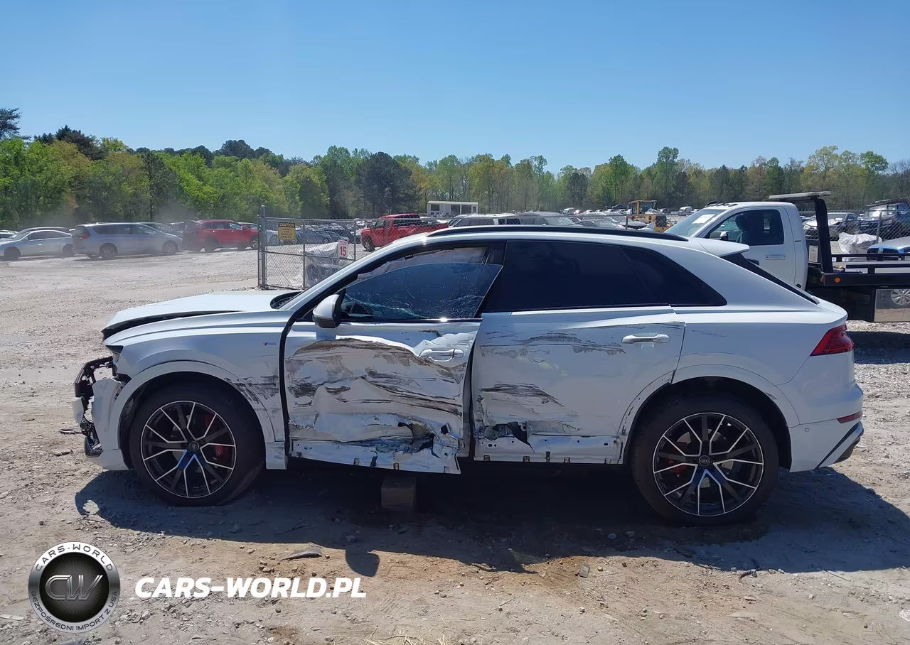 2019 Audi Q8 55 Premium VIN:WA1FVAF11KD029112 - 14