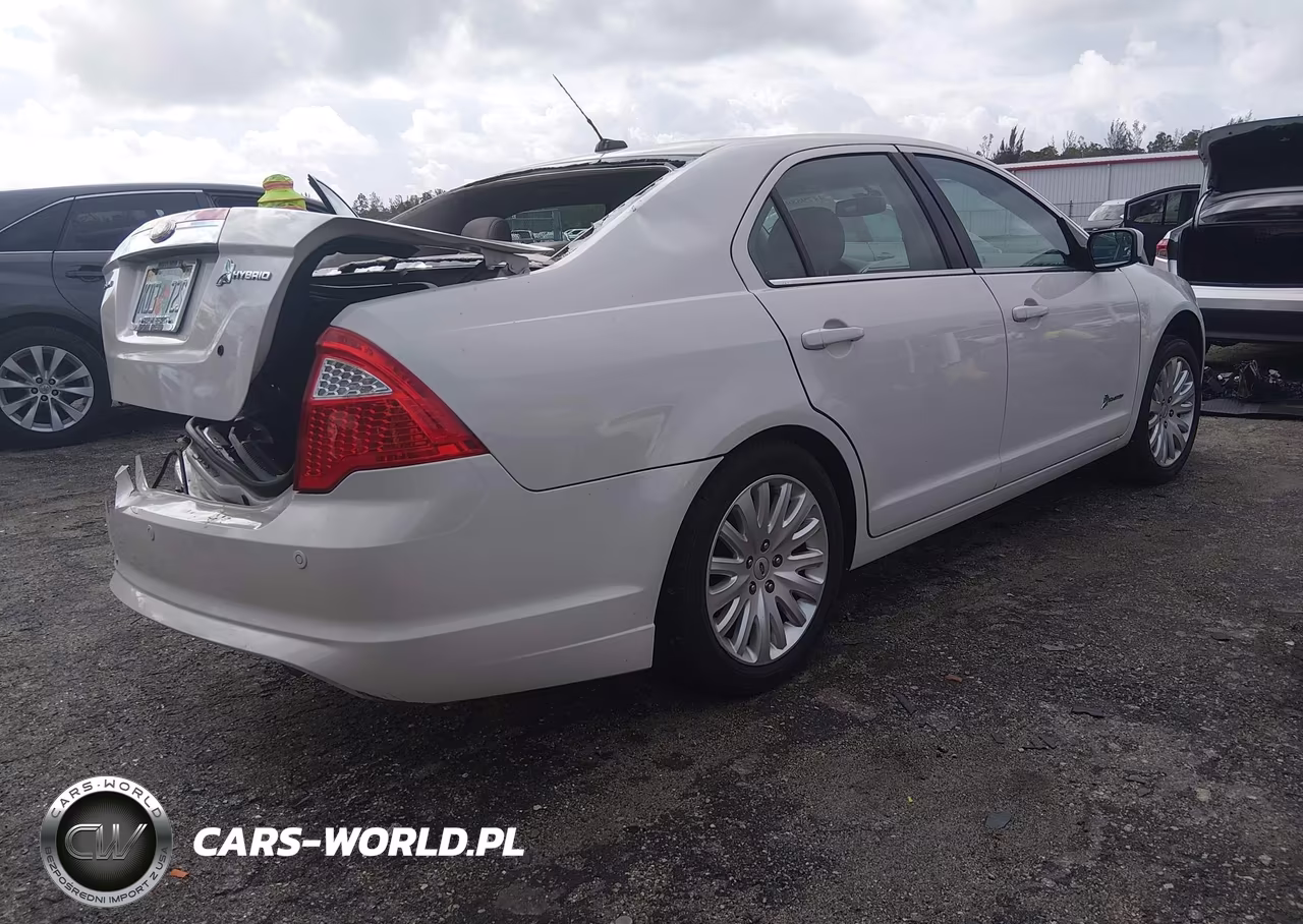 2012 Ford Fusion Hybrid VIN:3FADP0L36CR399834 - 4