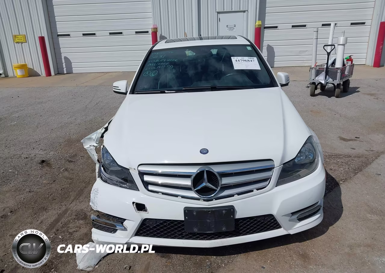 2013 Mercedes-Benz C 300 Sport 4Matic VIN:WDDGF8AB9DR284022 - 12