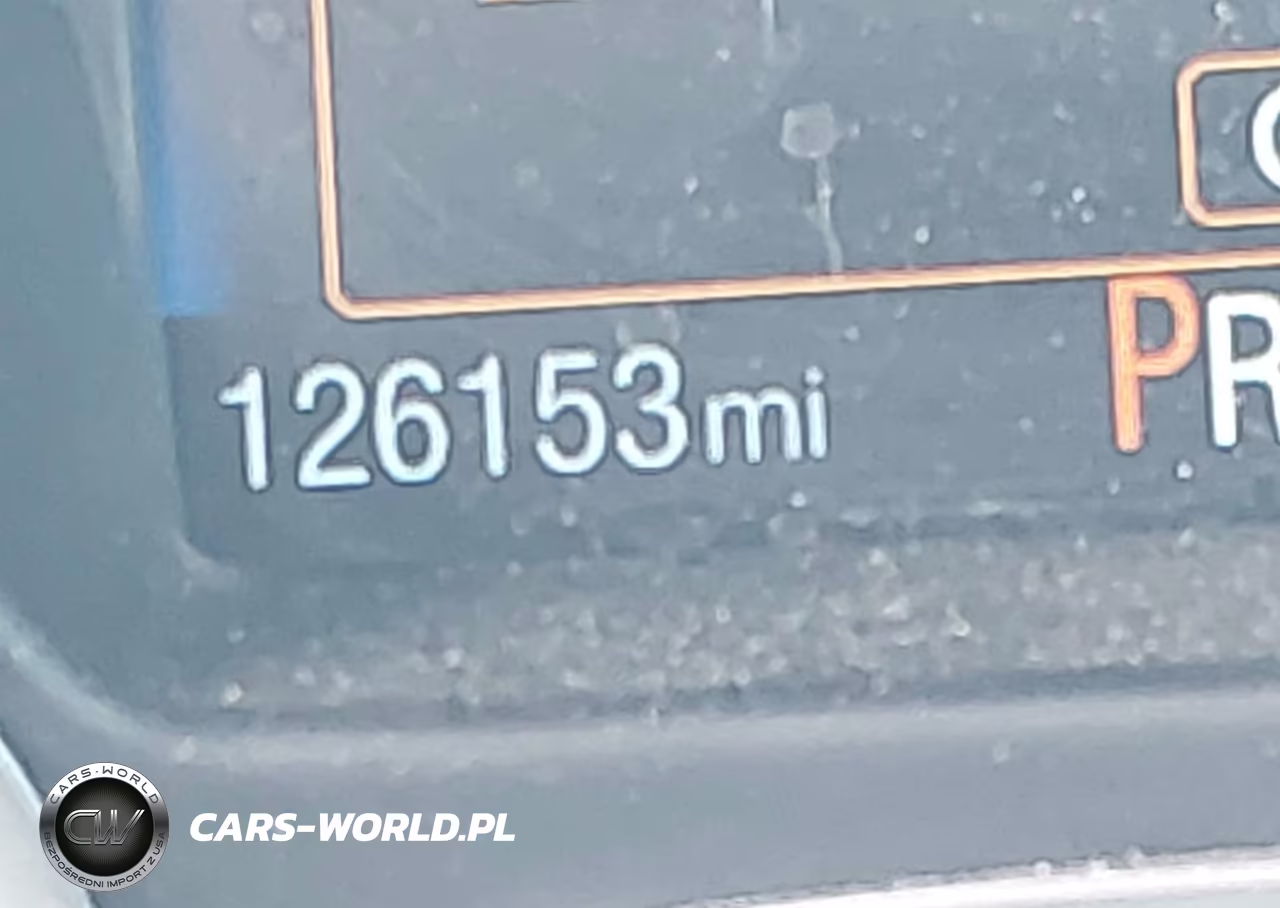 2016 Ford Focus Se VIN:1FADP3F23GL305157 - 15