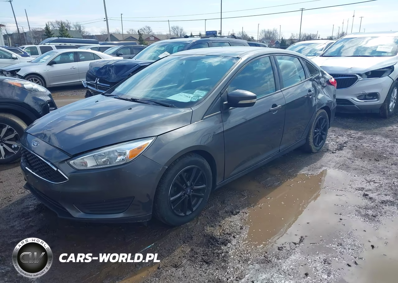 2016 Ford Focus Se VIN:1FADP3F23GL305157 - 2