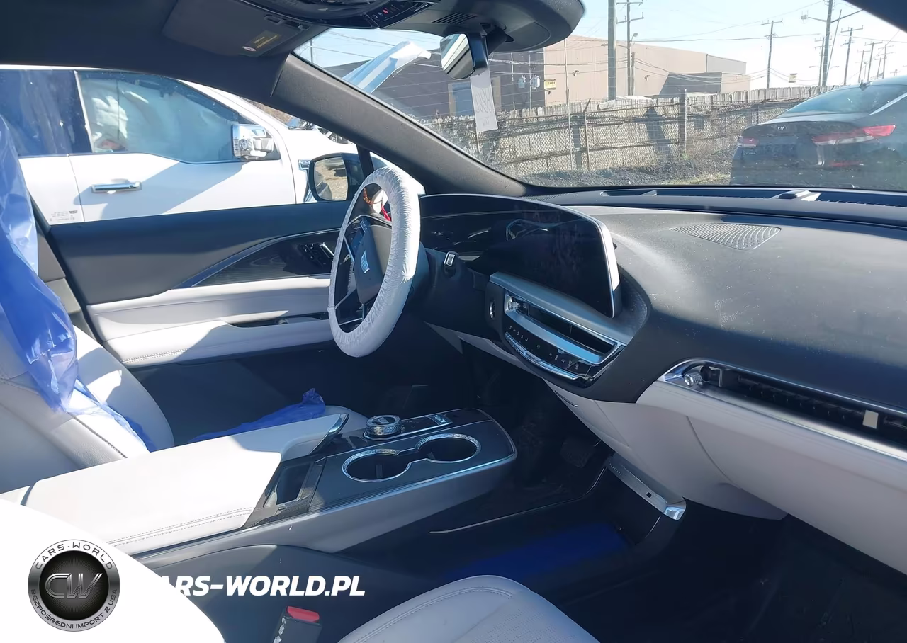 2025 Cadillac Lyriq Luxury 1 Rwd VIN:1GYKPNRL4SZ318906 - 5