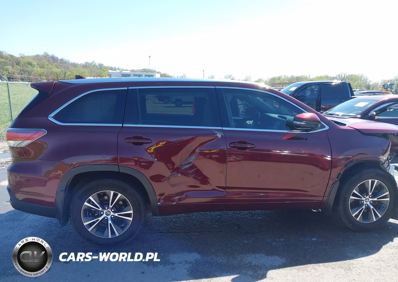 2016 Toyota Highlander Xle V6 VIN:5TDJKRFH1GS261791 - 18