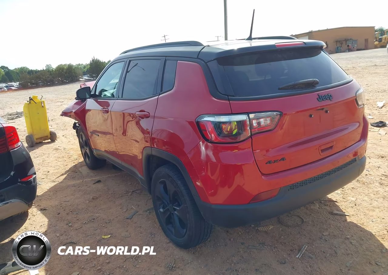 2018 Jeep Compass Altitude 4X4 VIN:3C4NJDBB5JT433651 - 3