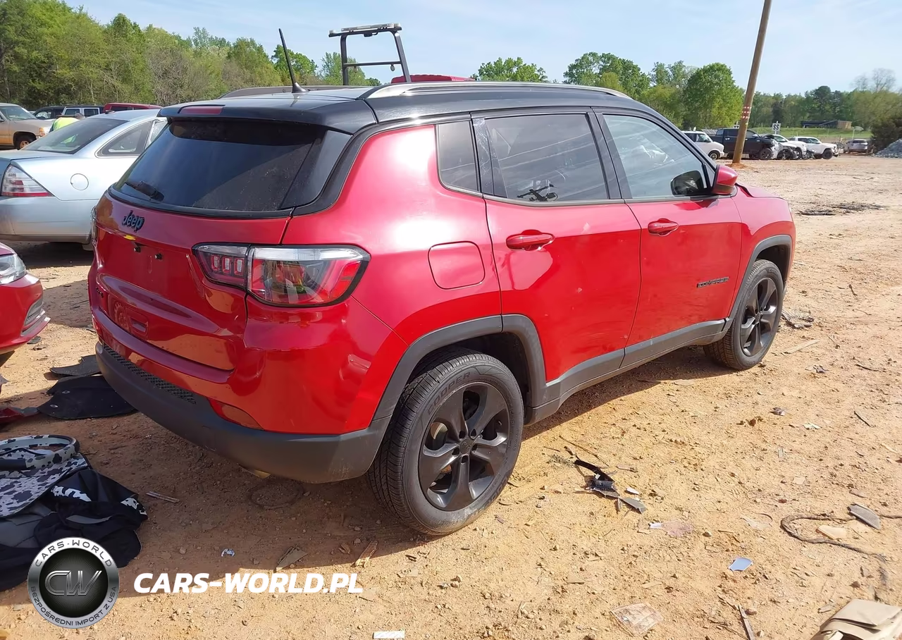2018 Jeep Compass Altitude 4X4 VIN:3C4NJDBB5JT433651 - 4