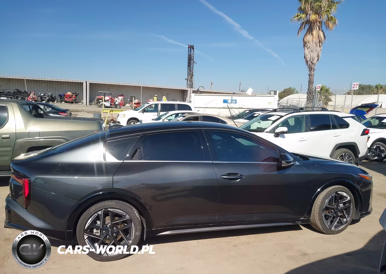 2025 Kia K4 Gt-Line VIN:3KPFW4DE8SE052492 - 12
