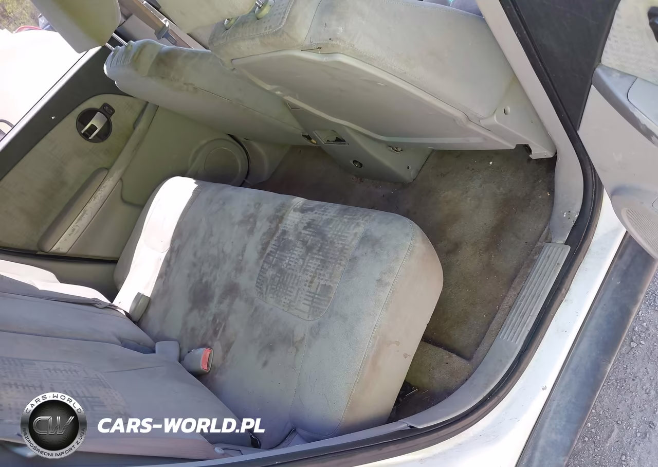 2005 Chevrolet Equinox Ls VIN:2CNDL13F056184462 - 8