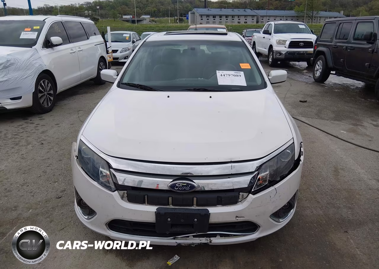 2010 Ford Fusion Hybrid VIN:3FADP0L32AR387435 - 12