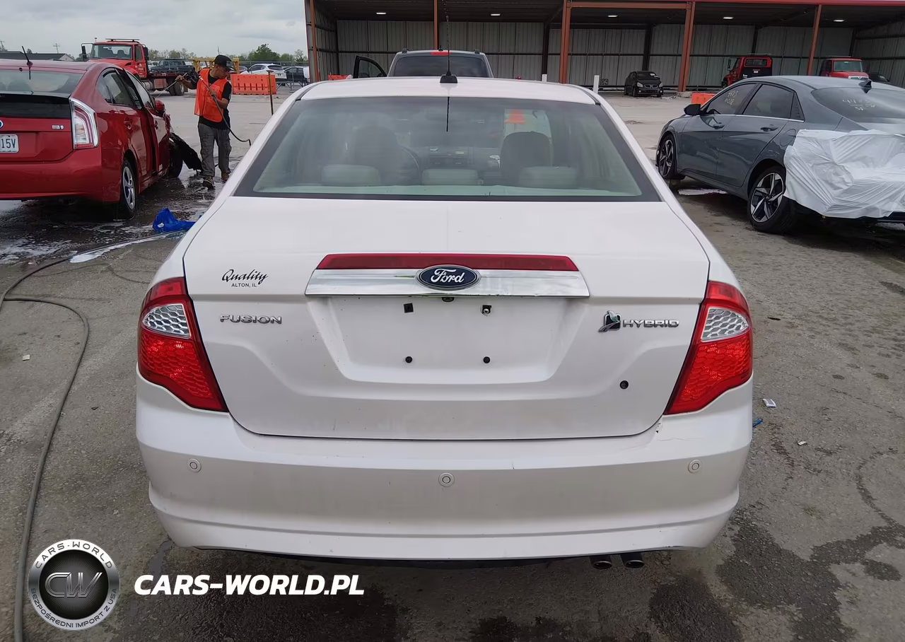 2010 Ford Fusion Hybrid VIN:3FADP0L32AR387435 - 16