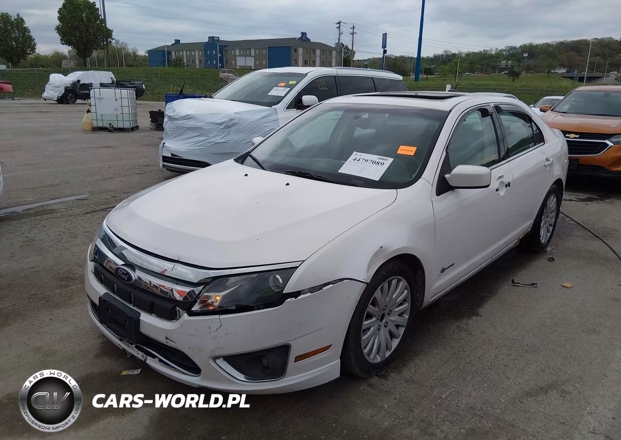 2010 Ford Fusion Hybrid VIN:3FADP0L32AR387435 - 17