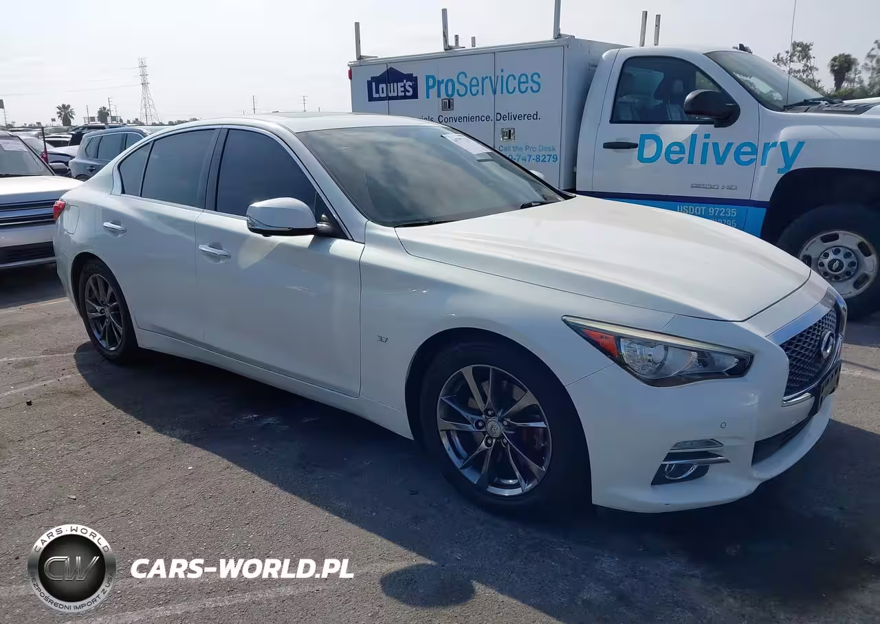 2015 Infiniti Q50 Premium