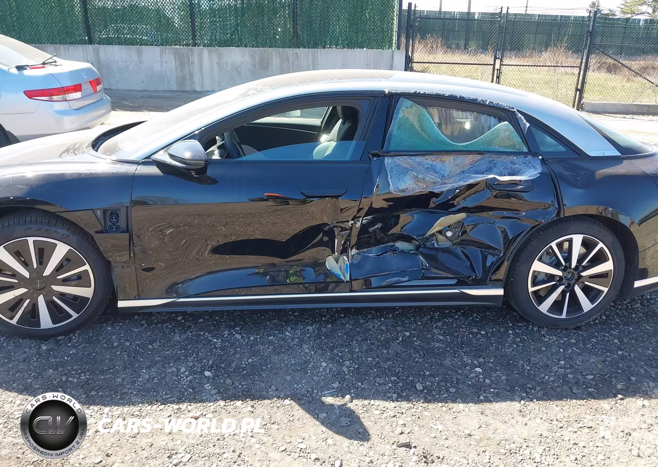 2025 Lucid Air Touring VIN:50EA1TEAXSA016557 - 14
