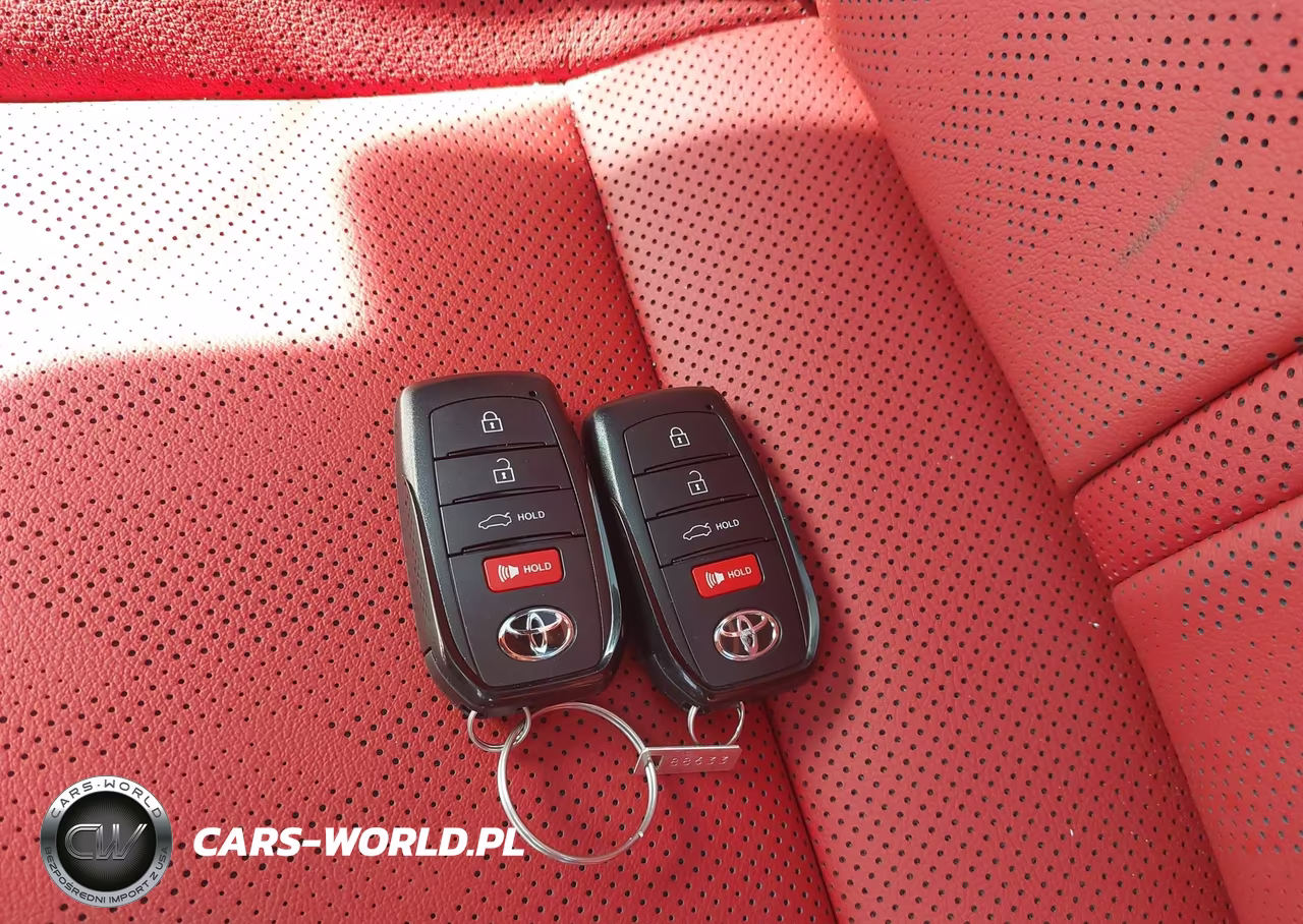 2026 Toyota Camry Xse VIN:4T1DBADK4TU049403 - 11