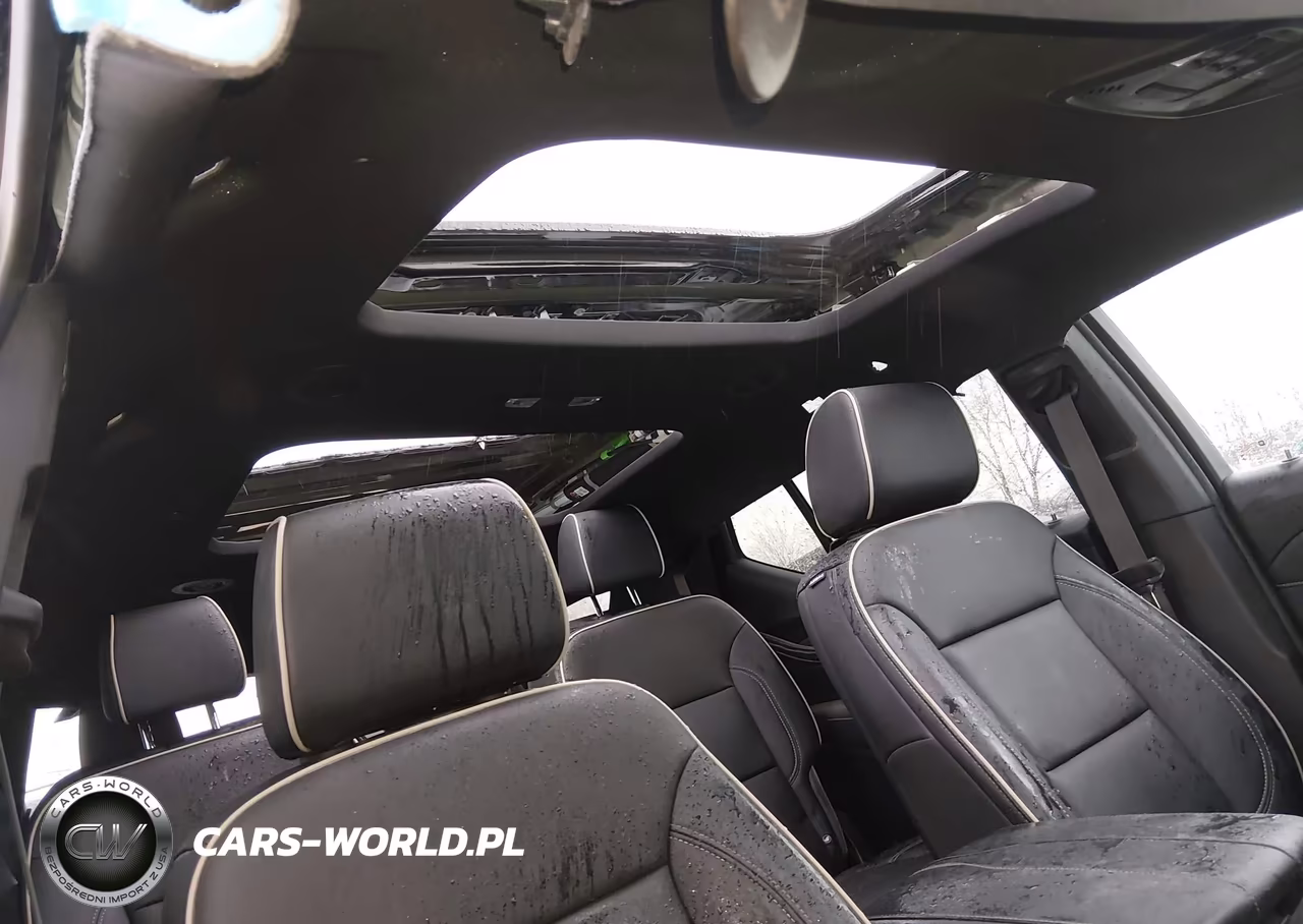 2023 Chevrolet Traverse Awd Premier VIN:1GNEVKKW3PJ342770 - 17