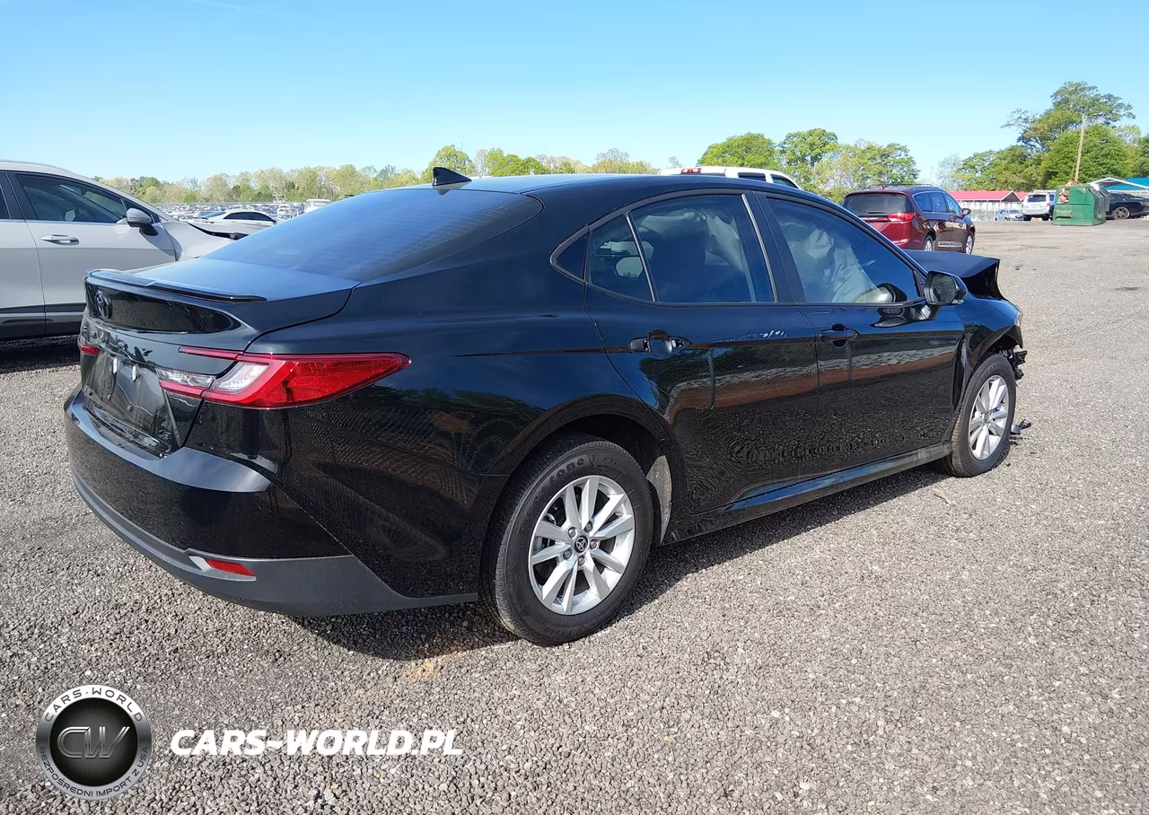 2025 Toyota Camry Le VIN:4T1DAACK2SU638890 - 4