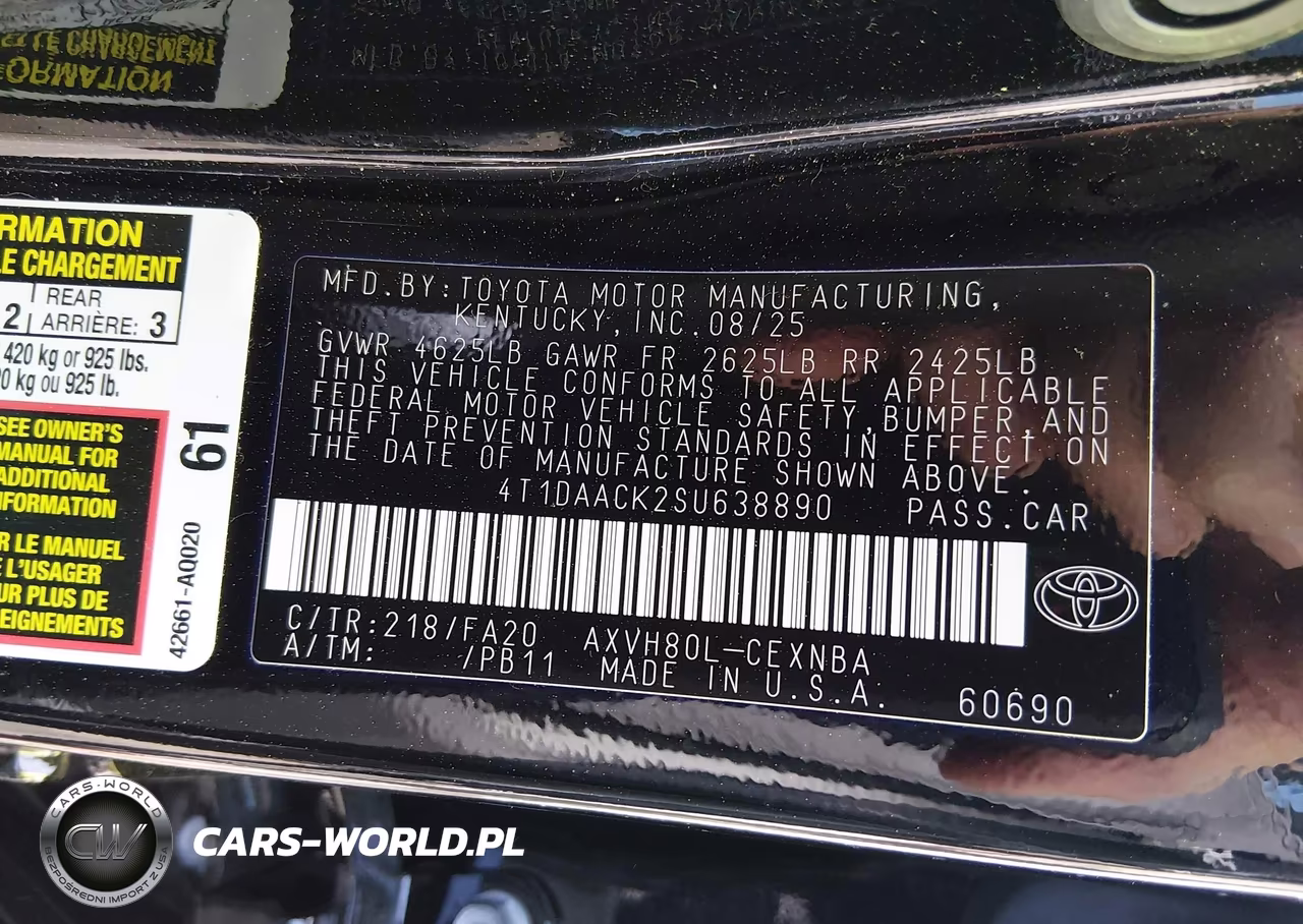 2025 Toyota Camry Le VIN:4T1DAACK2SU638890 - 9