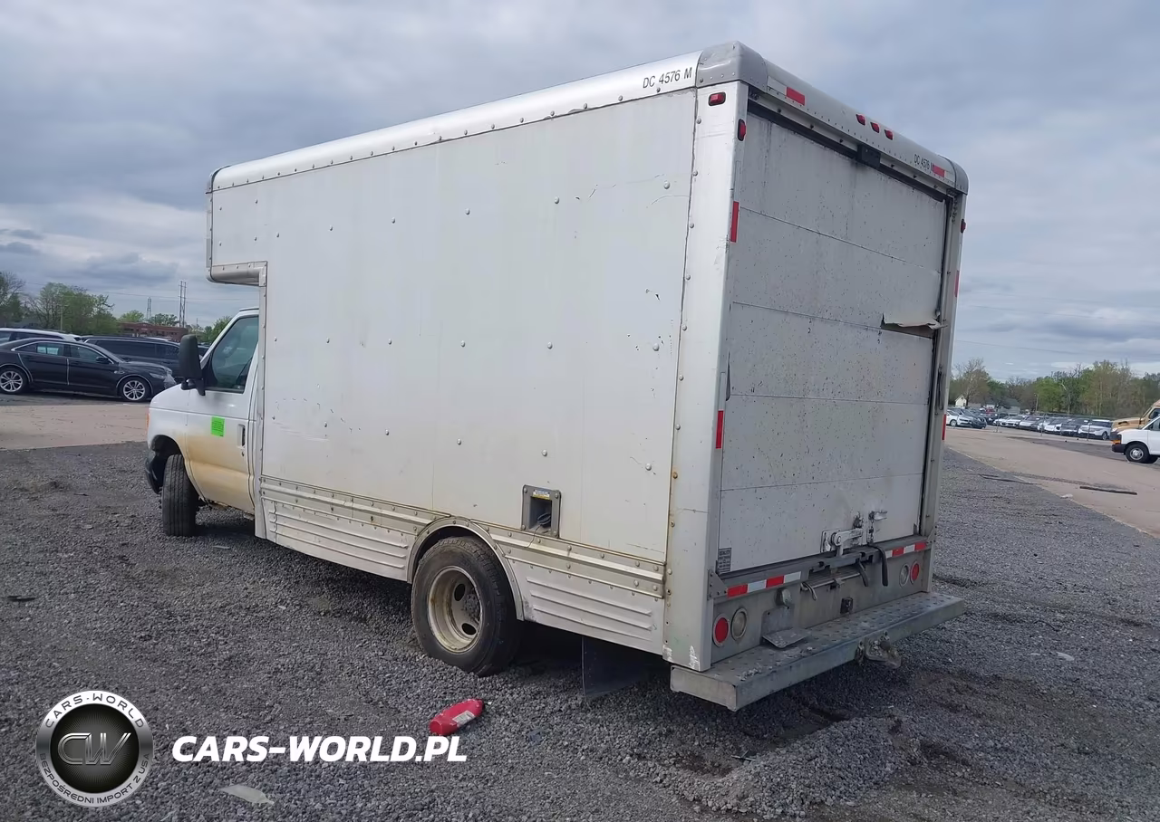 2006 Ford E-450 Cutaway VIN:1FDXE45S16DA63137 - 3