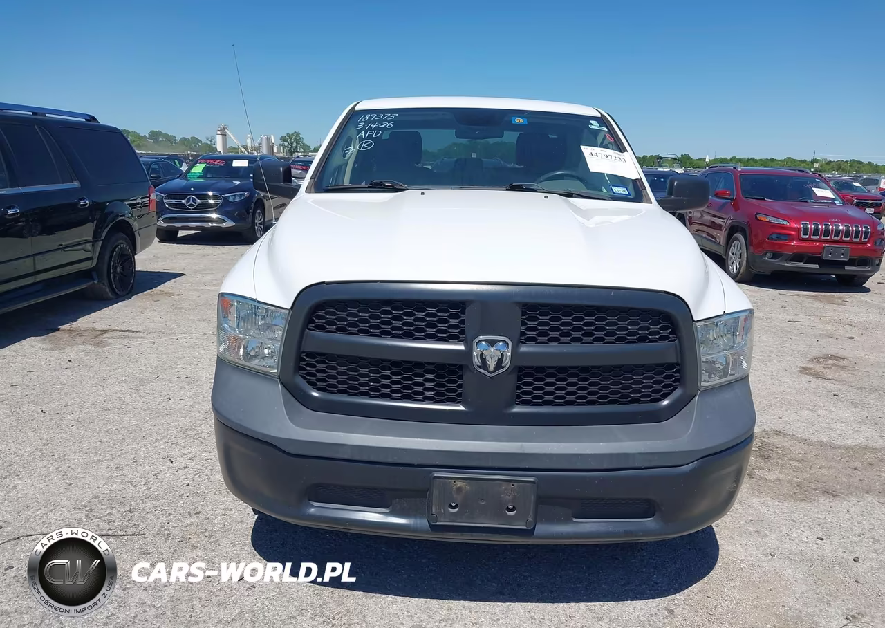 2019 Ram 1500 Classic Tradesman 4X2 6'4 Box VIN:1C6RR6FGXKS685806 - 12
