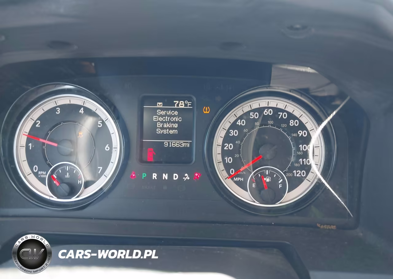 2019 Ram 1500 Classic Tradesman 4X2 6'4 Box VIN:1C6RR6FGXKS685806 - 7