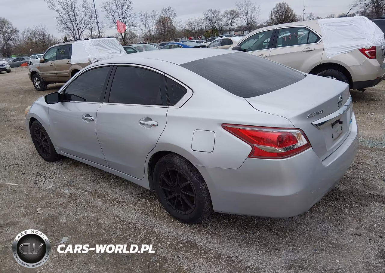 2013 Nissan Altima 2.5 S VIN:1N4AL3AP2DN523530 - 3
