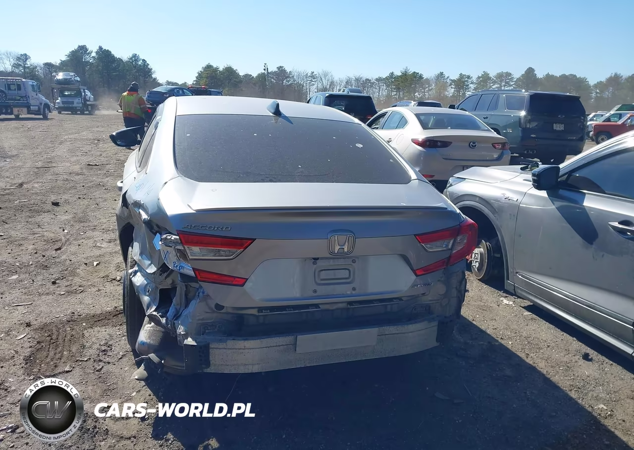 2019 Honda Accord Sport VIN:1HGCV1F3XKA129500 - 16