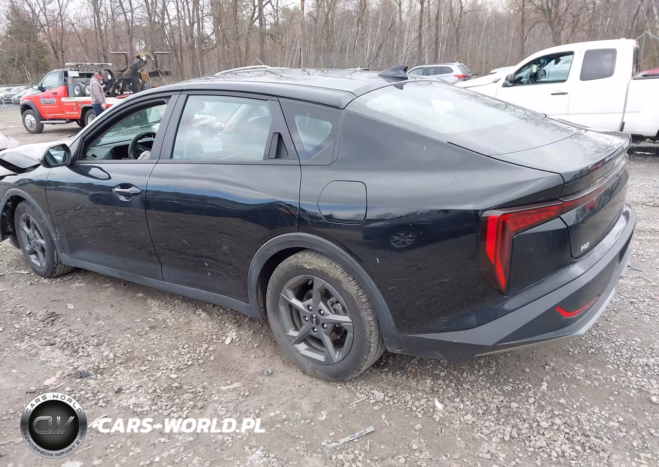 2025 Kia K4 Lxs VIN:3KPFT4DE4SE106217 - 3
