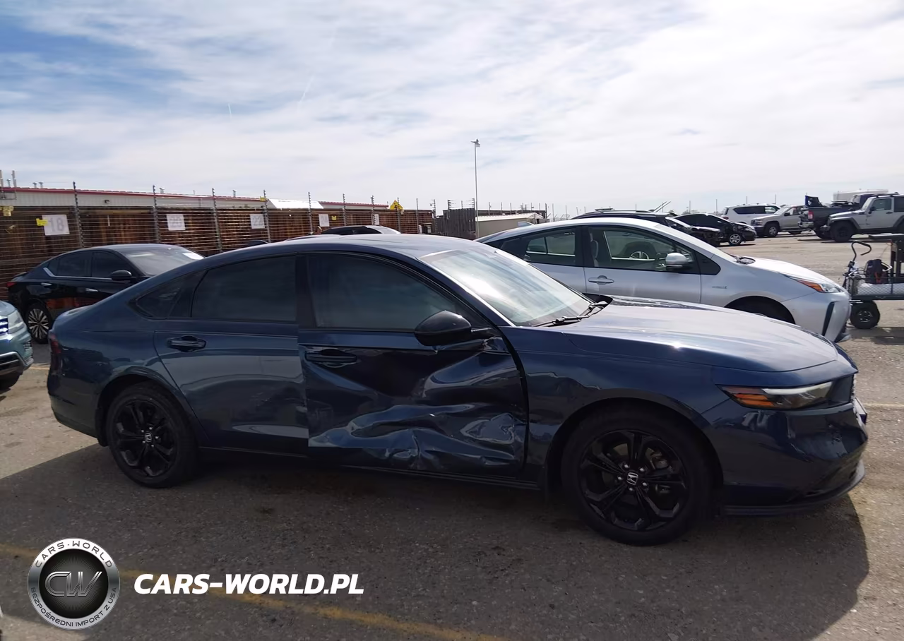 2025 Honda Accord Se VIN:1HGCY1F43SA000773 - 13