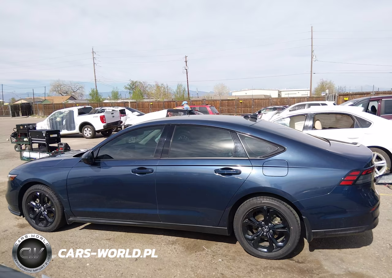 2025 Honda Accord Se VIN:1HGCY1F43SA000773 - 14