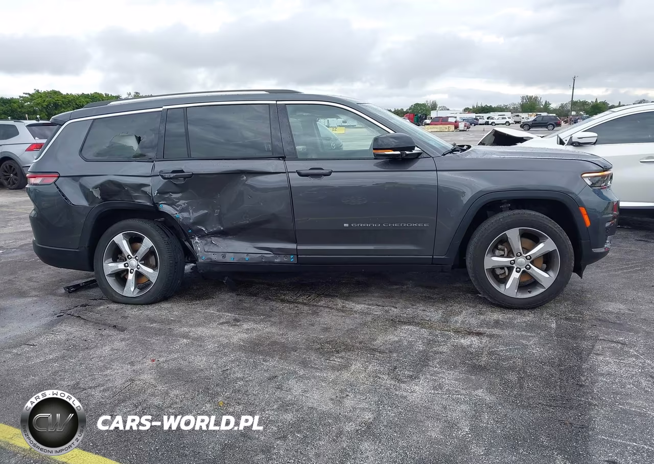 2021 Jeep Grand Cherokee L Limited 4X4 VIN:1C4RJKBG4M8158729 - 13