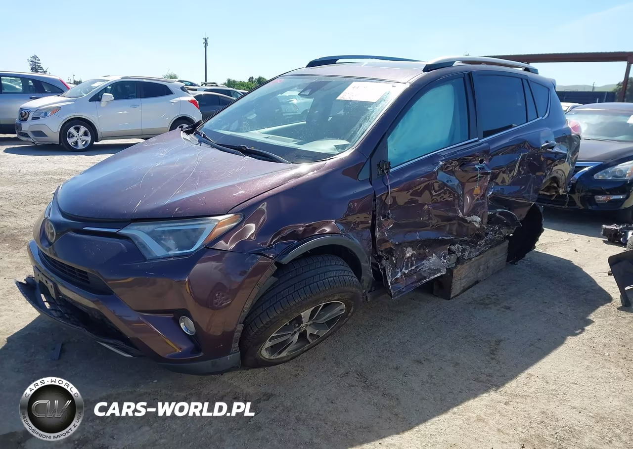 2017 Toyota Rav4 Xle VIN:2T3RFREV6HW685157 - 2