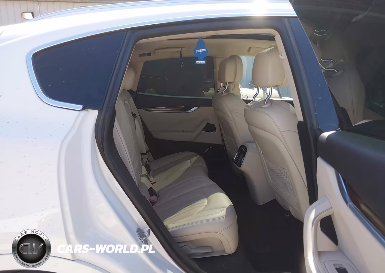 2017 Maserati Levante S VIN:ZN661YUL2HX250416 - 8