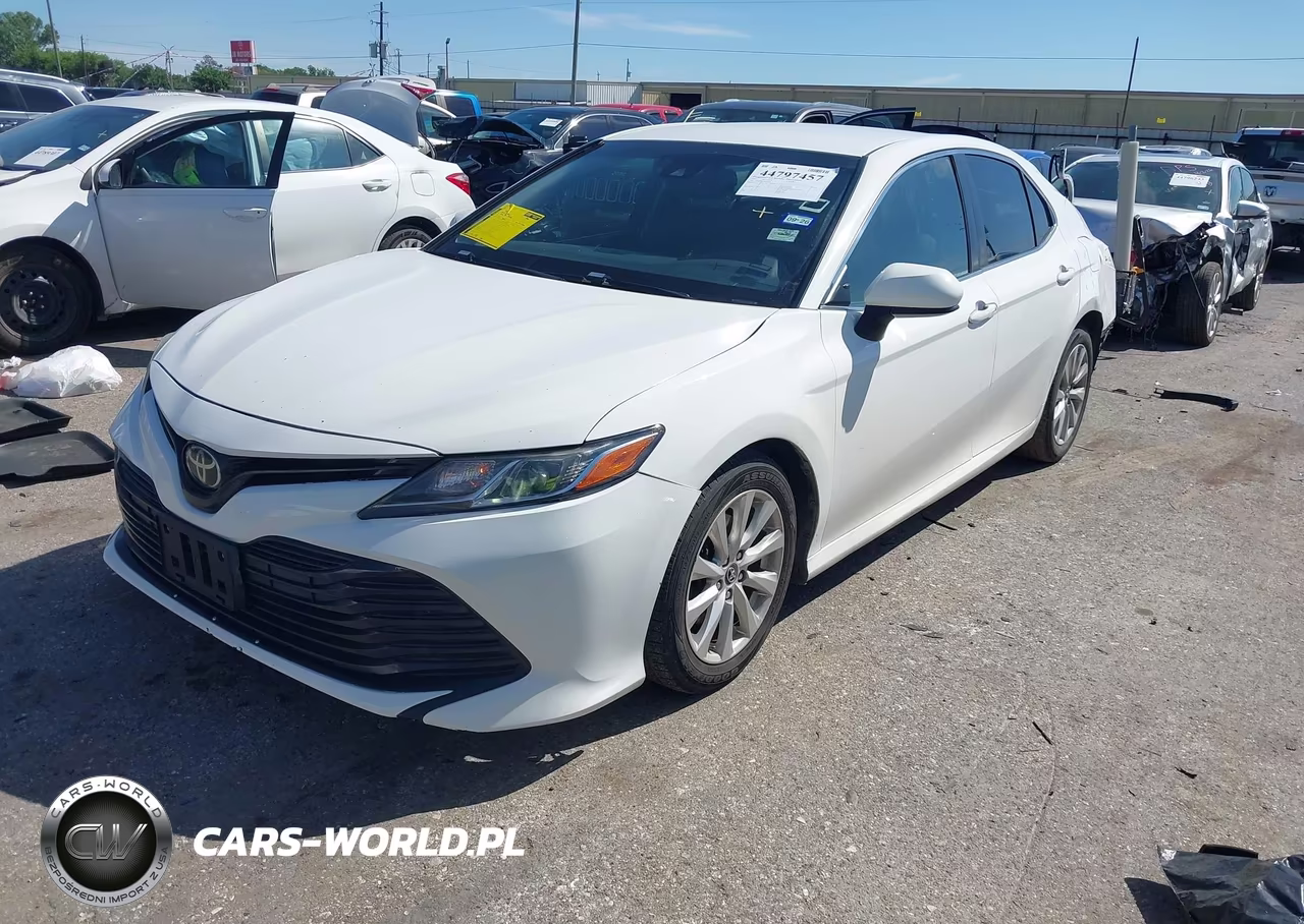 2018 Toyota Camry Le VIN:JTNB11HK5J3010116 - 2