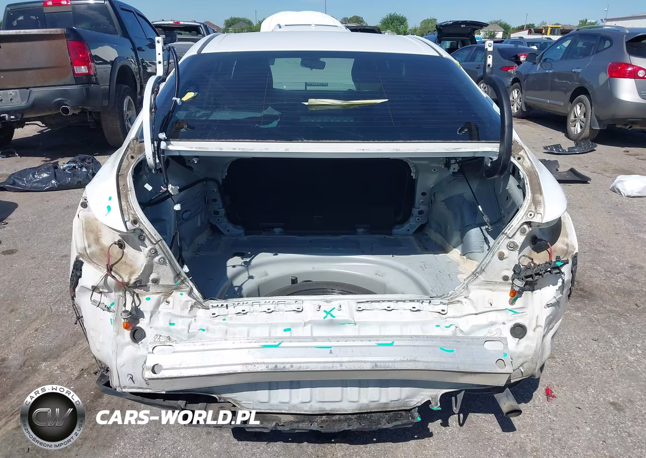 2018 Toyota Camry Le VIN:JTNB11HK5J3010116 - 6