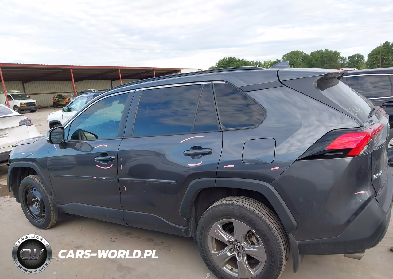 2023 Toyota Rav4 Xle VIN:2T3W1RFV1PC225646 - 15