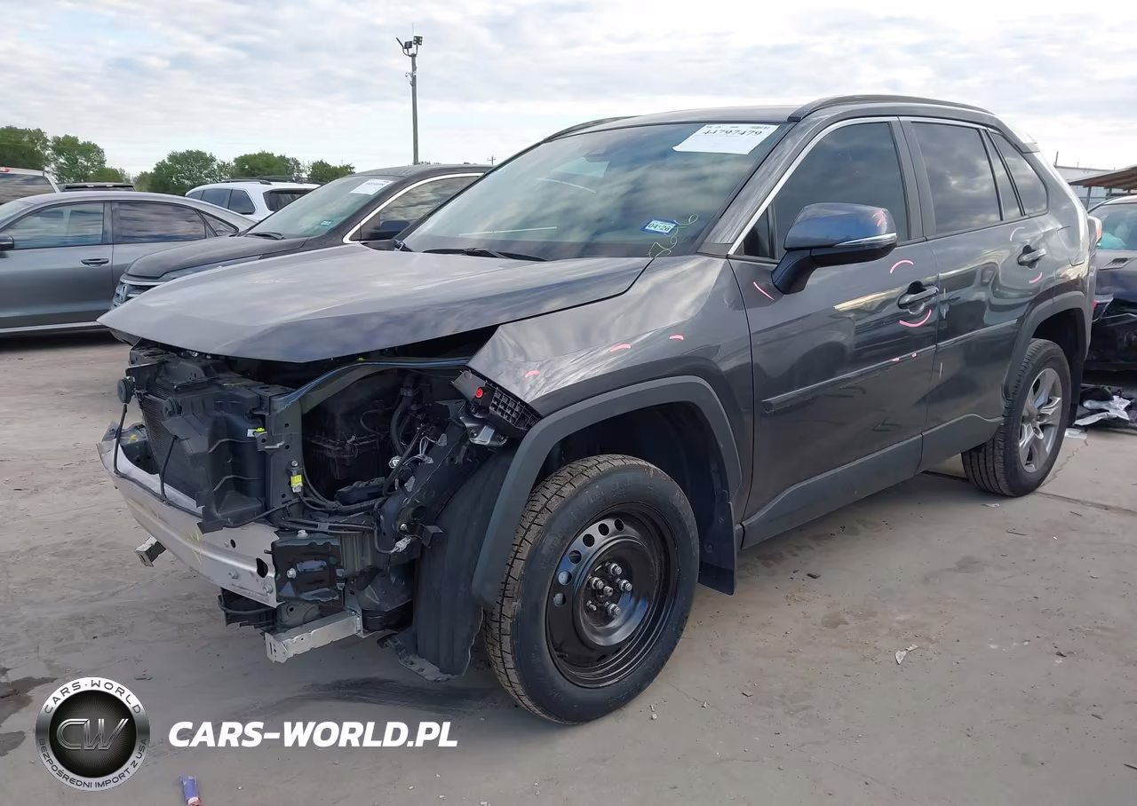 2023 Toyota Rav4 Xle VIN:2T3W1RFV1PC225646 - 2