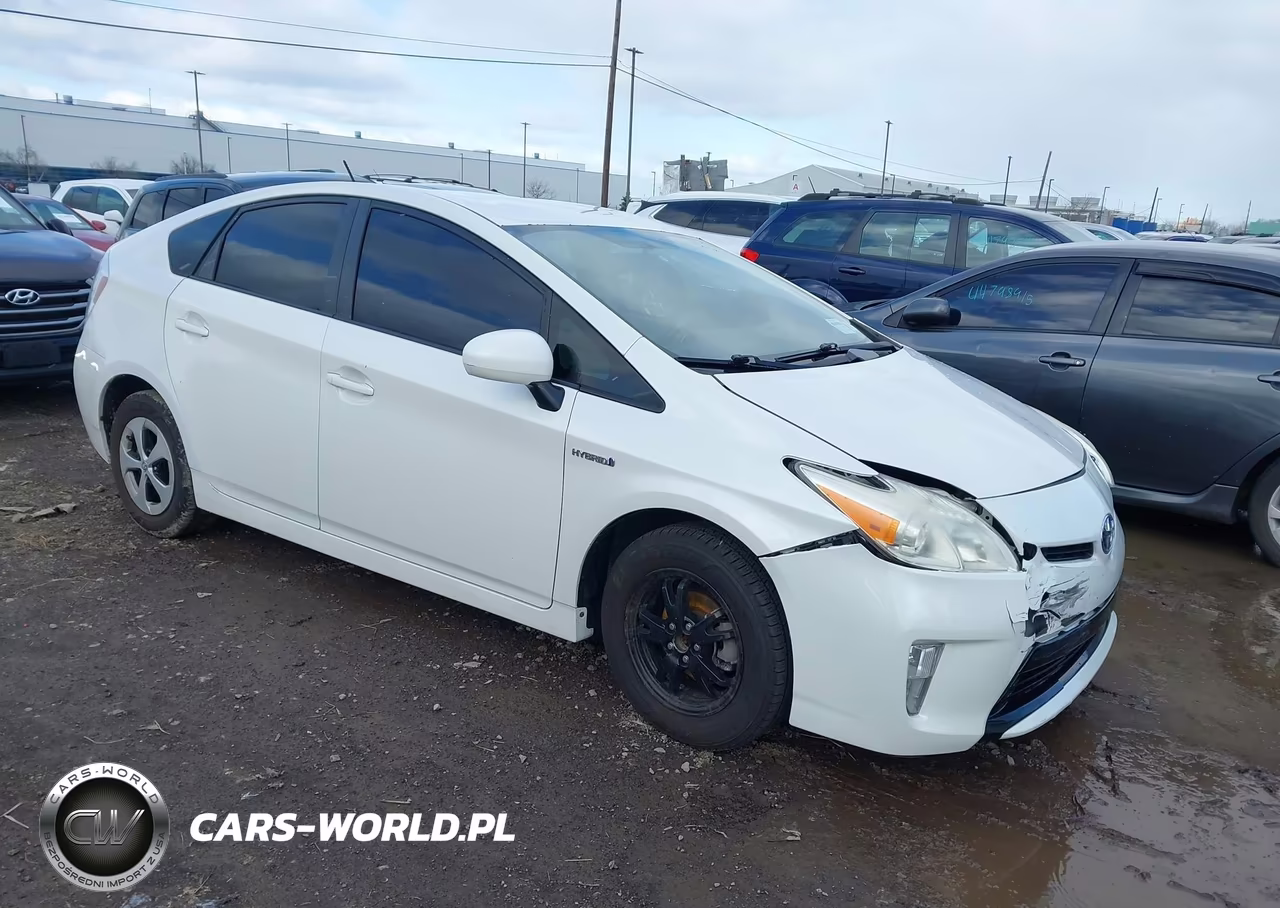 2014 Toyota Prius Two – zdjęcie 1 z 20