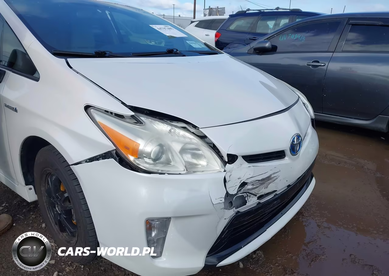 2014 Toyota Prius Two VIN:JTDKN3DU6E0367825 - 6