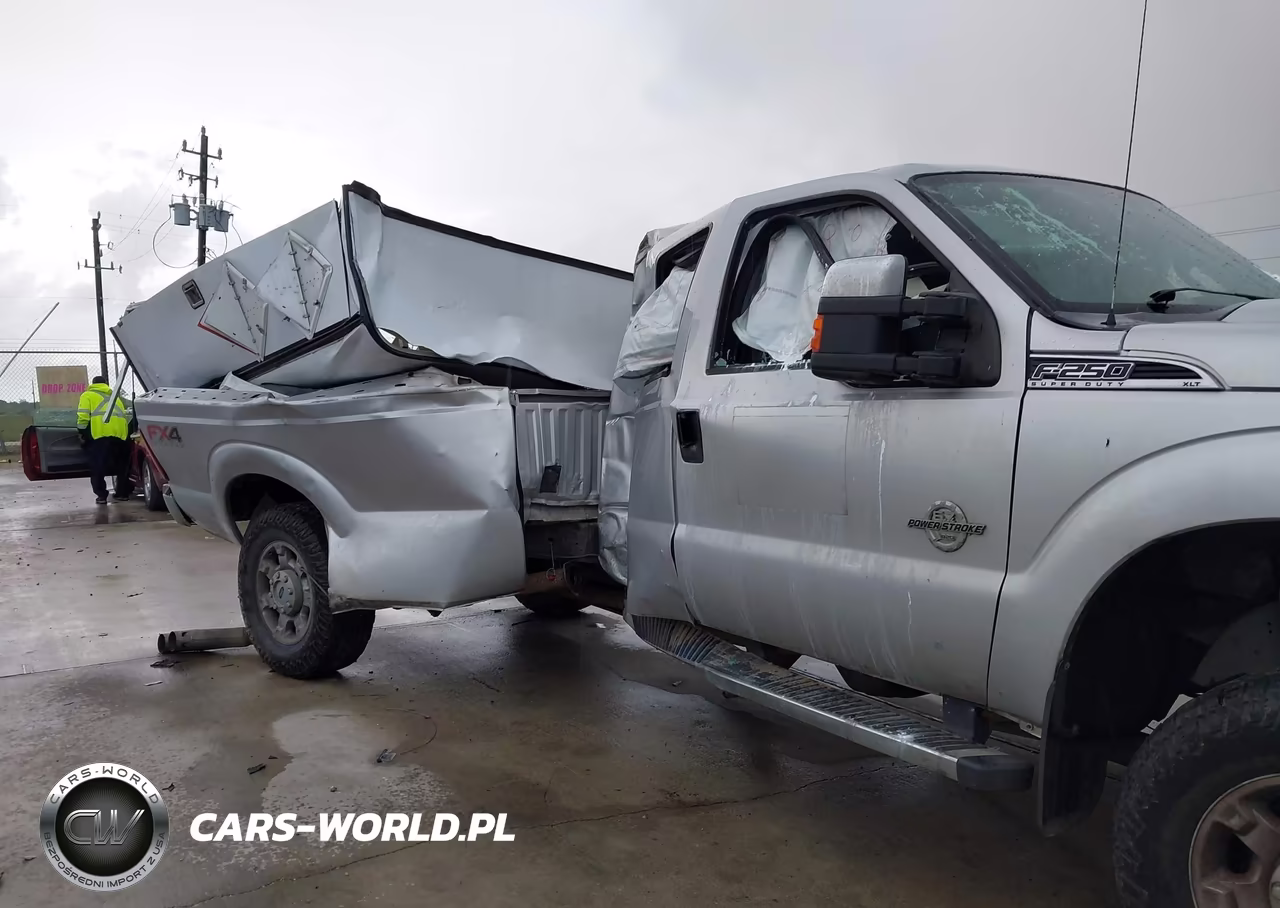 2014 Ford F-250 Xlt VIN:1FT7W2BTXEEB41538 - 16